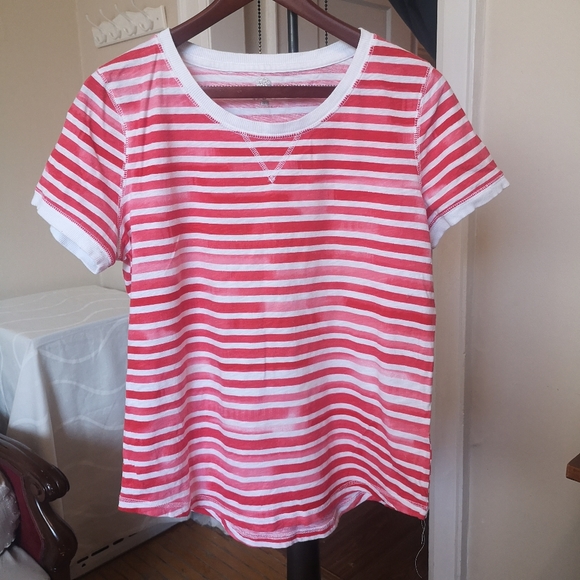 3/$20 Jones New York Sport scoop neck short sleeve tee shirt - Picture 2 of 8